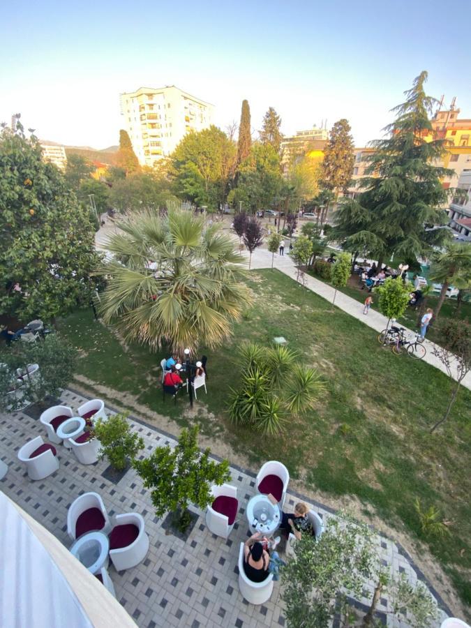 Garden Boutique Hotel Эльбасан Экстерьер фото